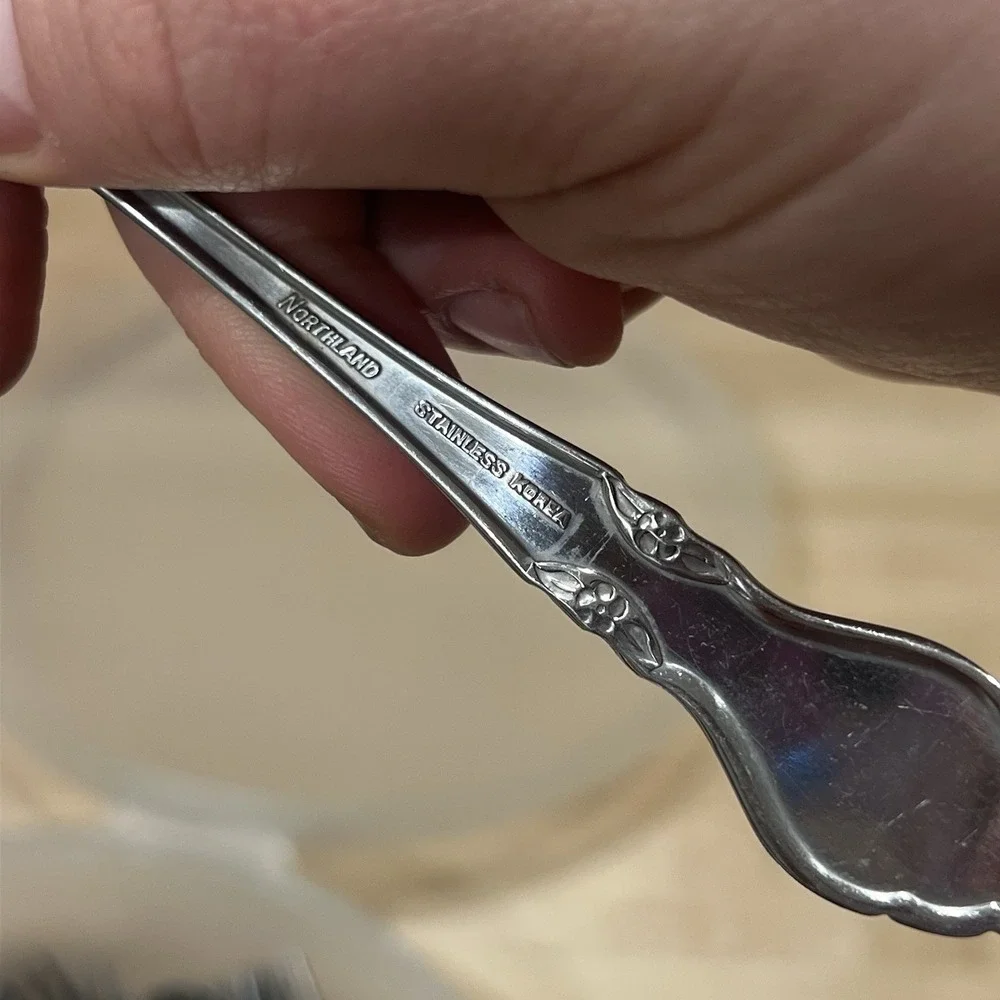 Flatware Oneida Phoenix-Northland Stainless Korea, 28 Pieces Forks Spoons Knives